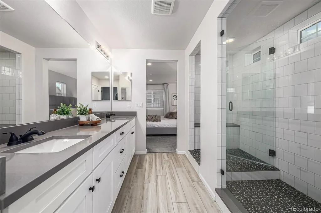 3986 Fultondale Street Aurora CO 80019