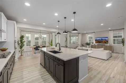 3986 Fultondale Street Aurora CO 80019