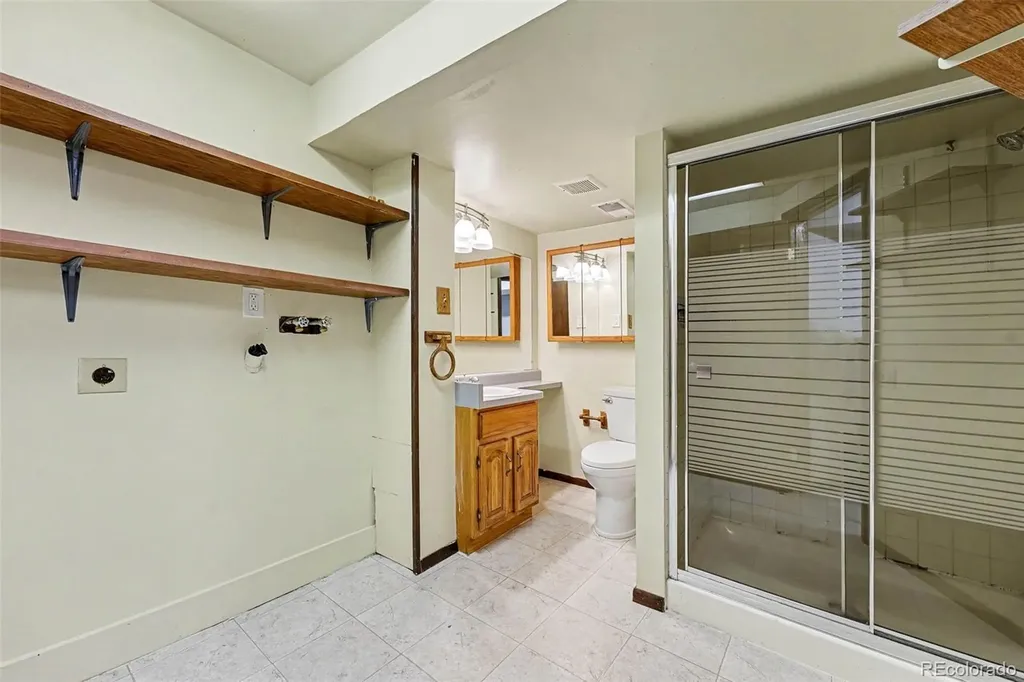 8174 W 81st Drive Arvada CO 80005