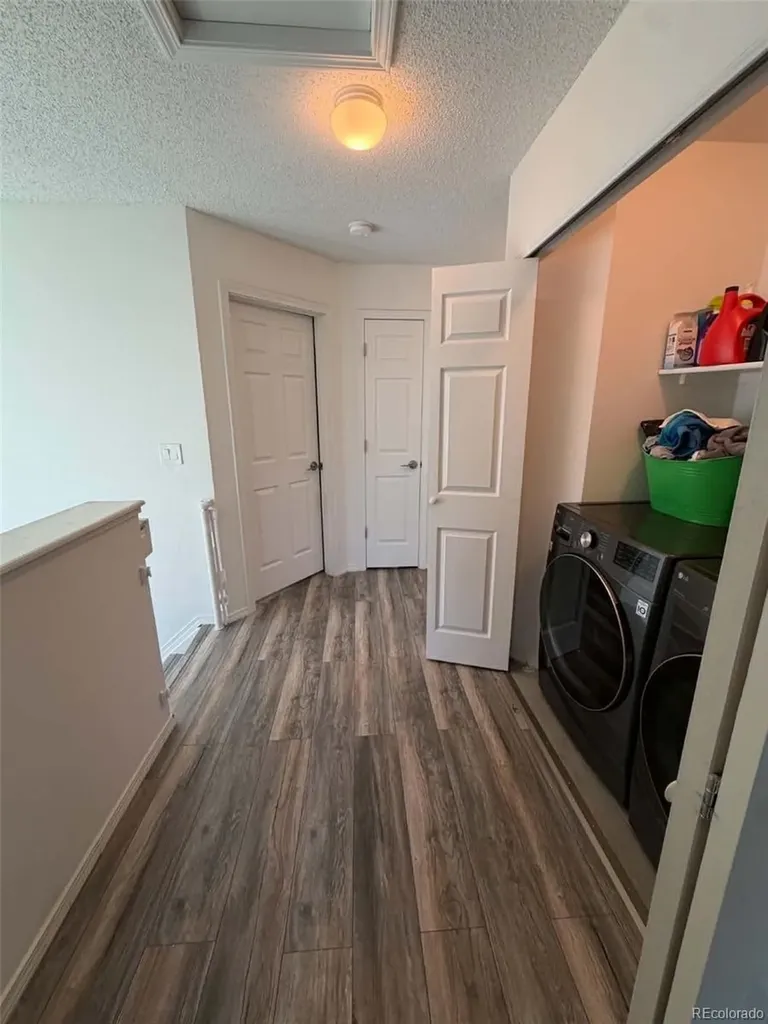 4925 Enid Way Denver CO 80239