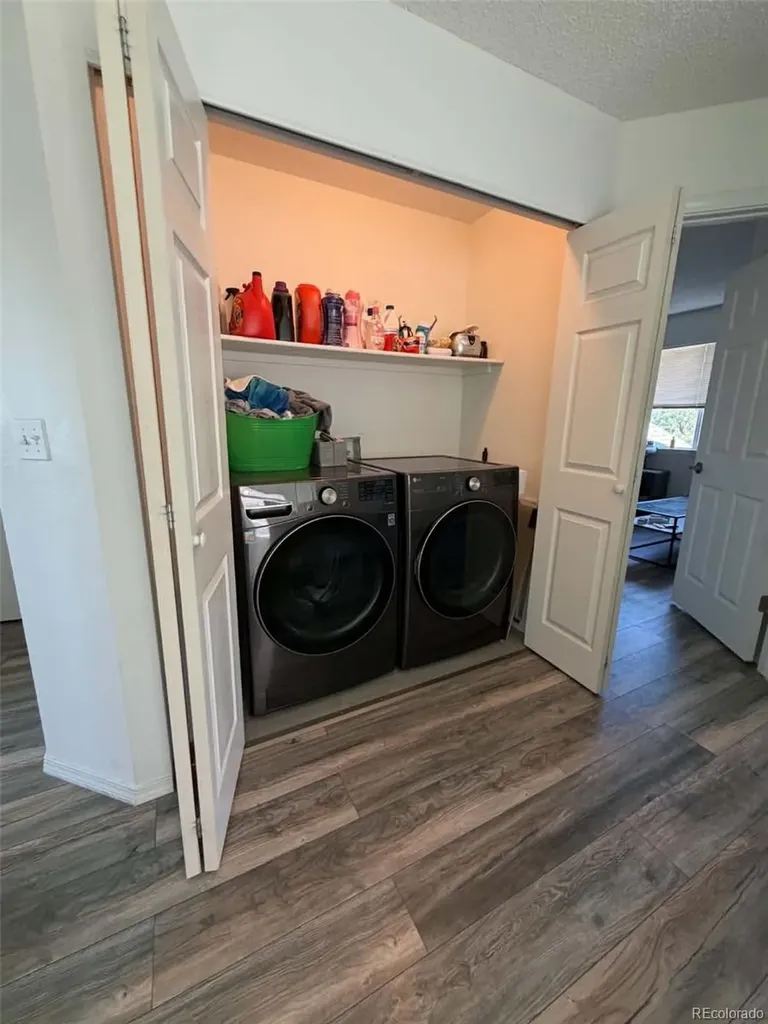 4925 Enid Way Denver CO 80239