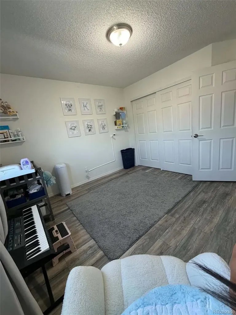 4925 Enid Way Denver CO 80239
