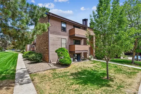205 Wright Street Lakewood CO 80228