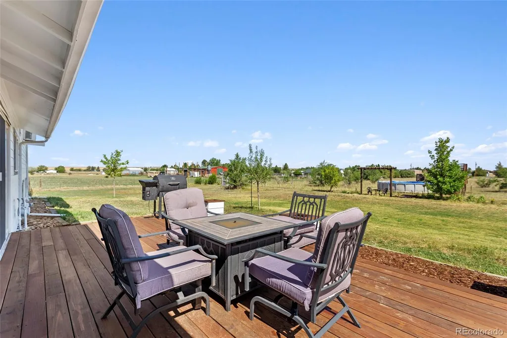 54465 E County Road 6 Strasburg CO 80136