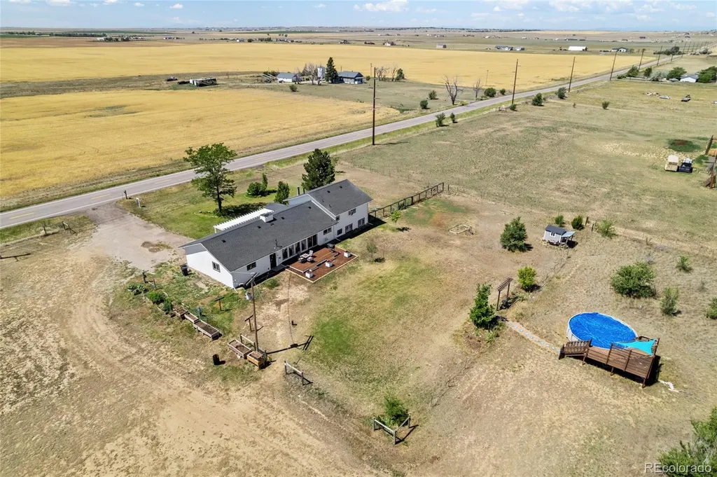 54465 E County Road 6 Strasburg CO 80136