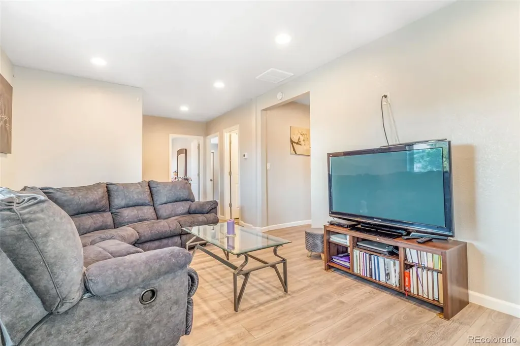 3835 W 3rd Avenue Denver CO 80219