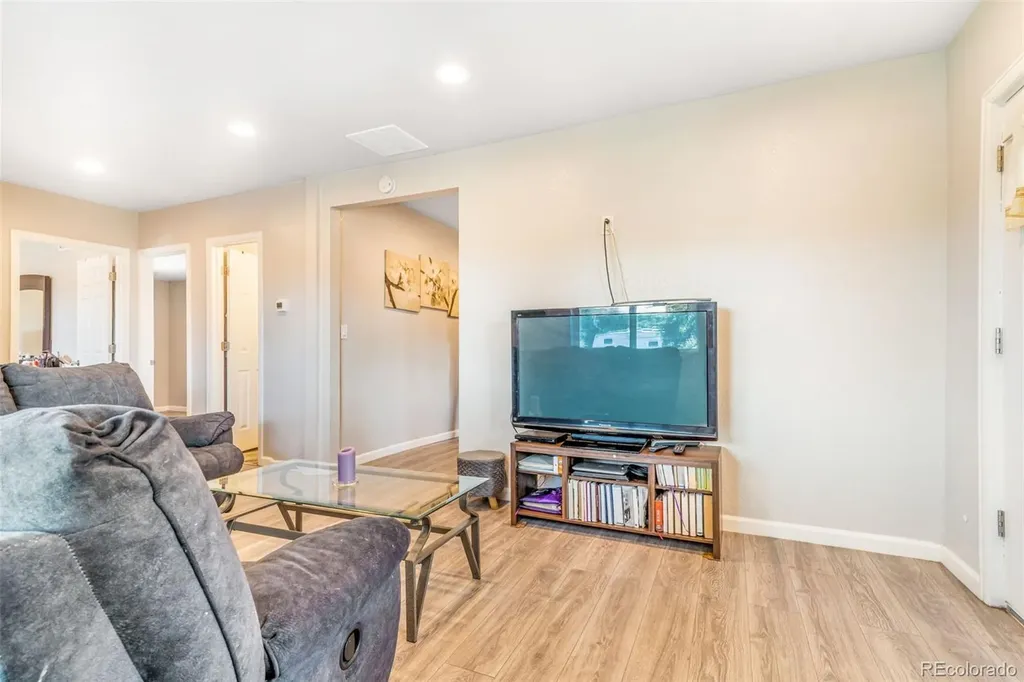 3835 W 3rd Avenue Denver CO 80219