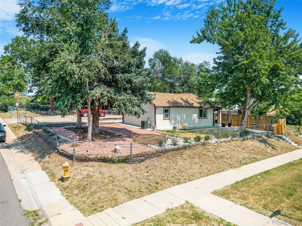 3835 W 3rd Avenue Denver CO 80219
