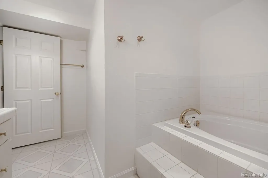 10200 Zenobia Circle Westminster CO 80031