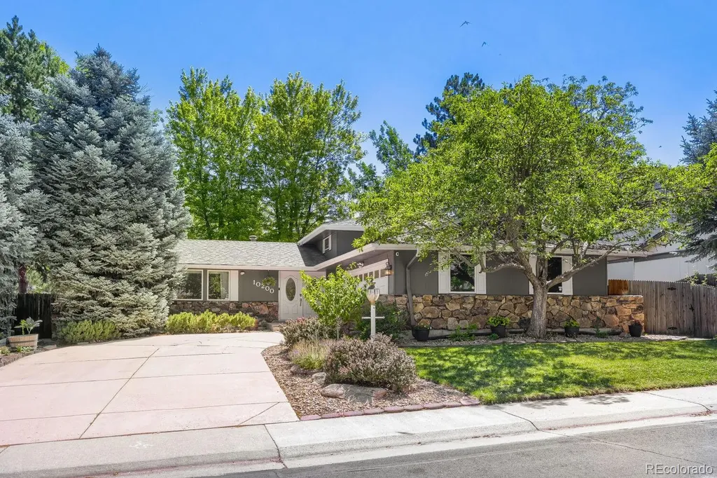 10200 Zenobia Circle Westminster CO 80031