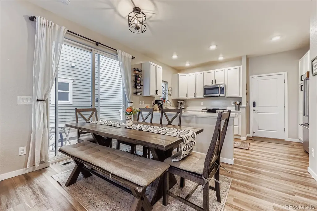 2833 S Fox Street Englewood CO 80110
