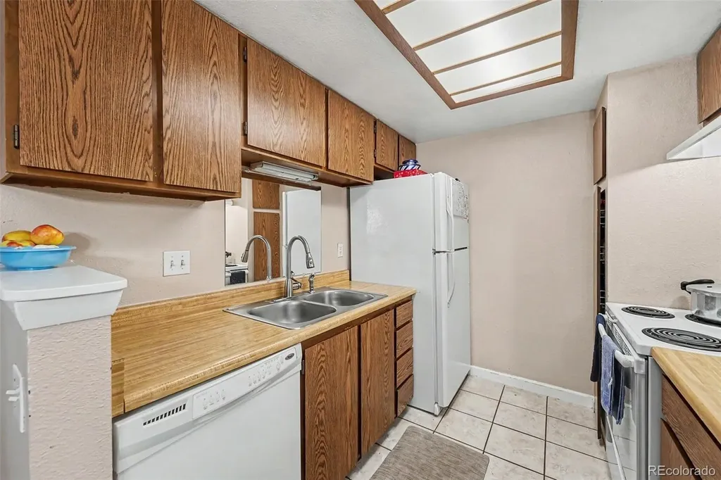 3484 S Eagle Street Aurora CO 80014