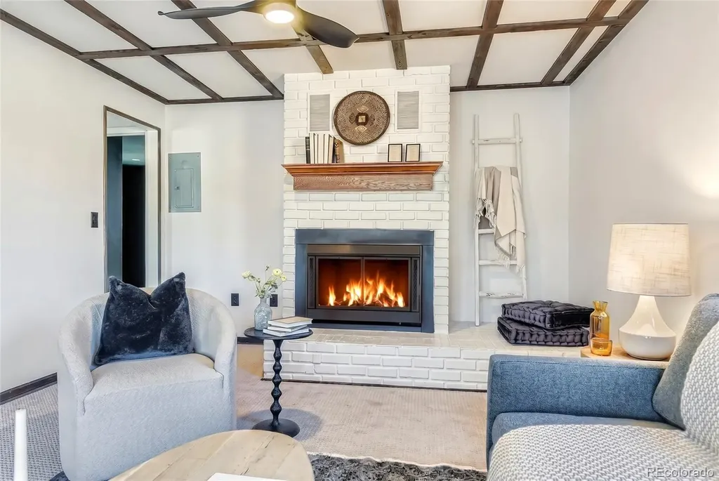 4264 W Radcliff Avenue Denver CO 80236