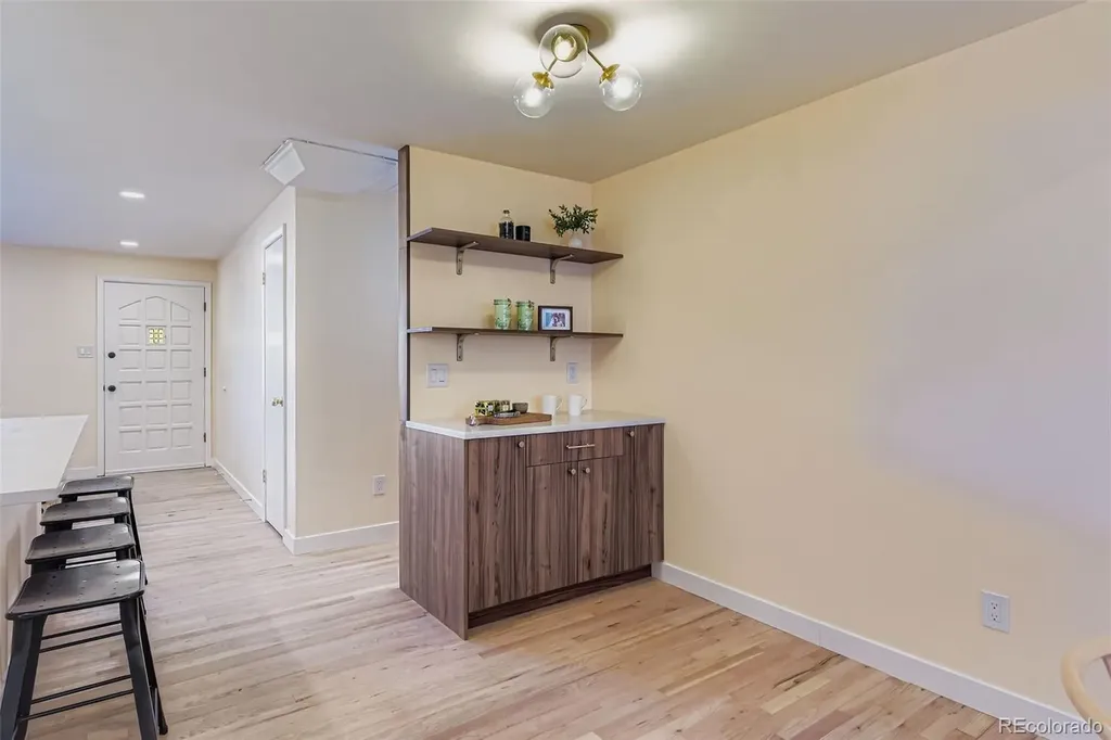 4264 W Radcliff Avenue Denver CO 80236