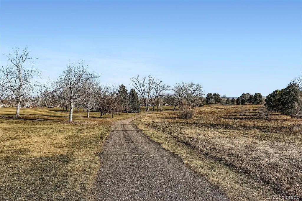 4264 W Radcliff Avenue Denver CO 80236