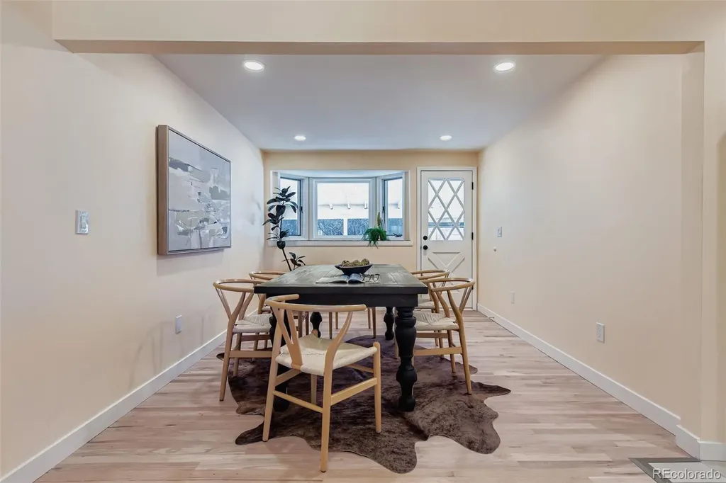 4264 W Radcliff Avenue Denver CO 80236