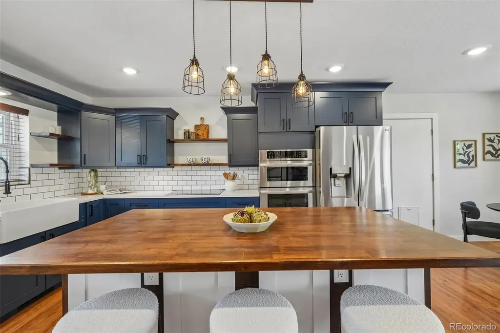 1805 Lyonesse Street Lafayette CO 80026