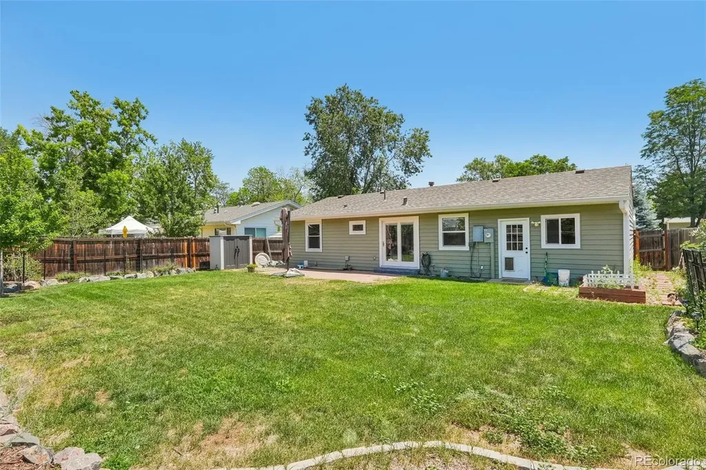 1805 Lyonesse Street Lafayette CO 80026