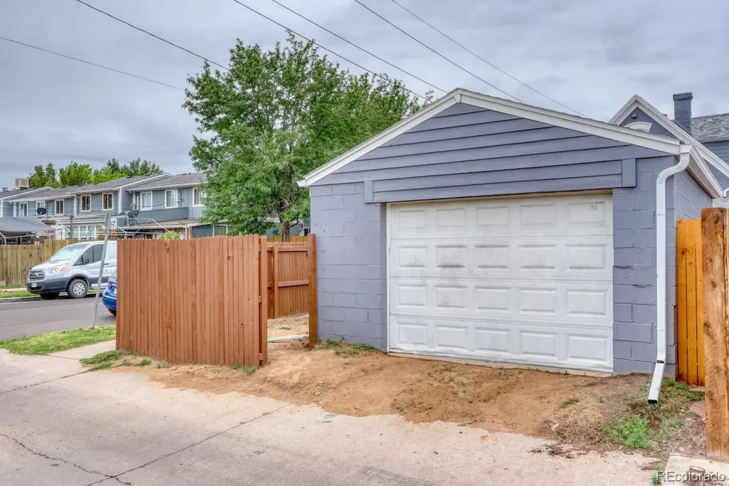 3700 N Lafayette Street Denver CO 80205