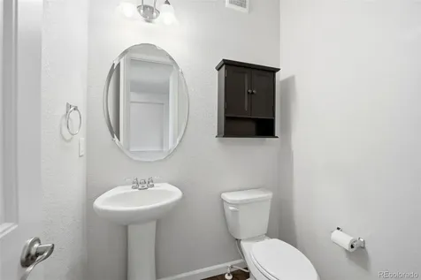 7566 S Quantock Court Aurora CO 80016
