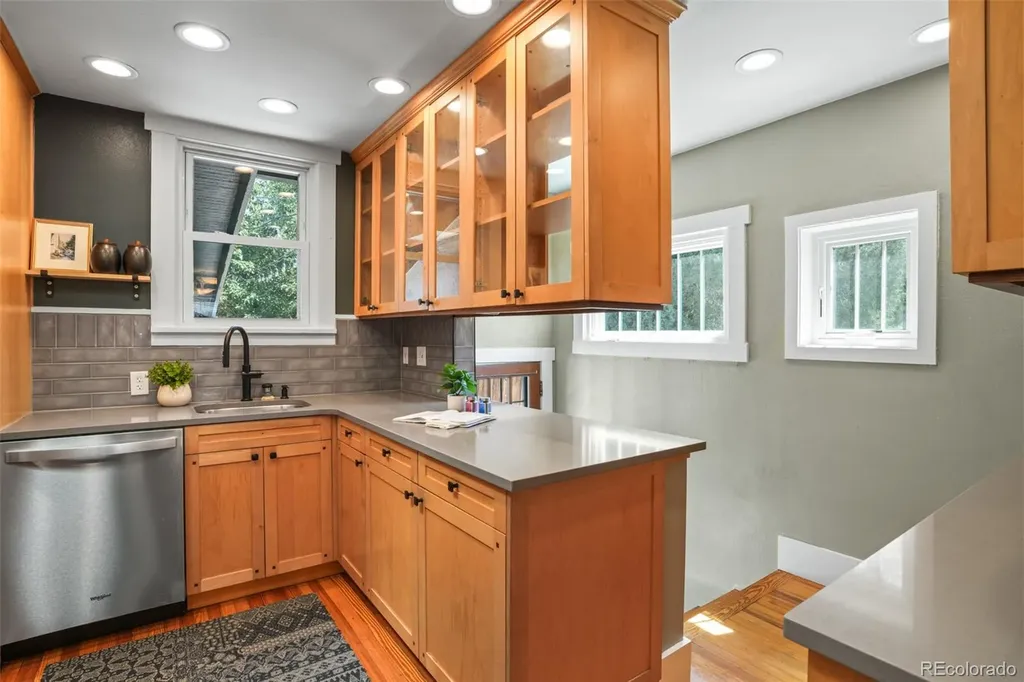4401 W Hayward Place Denver CO 80212