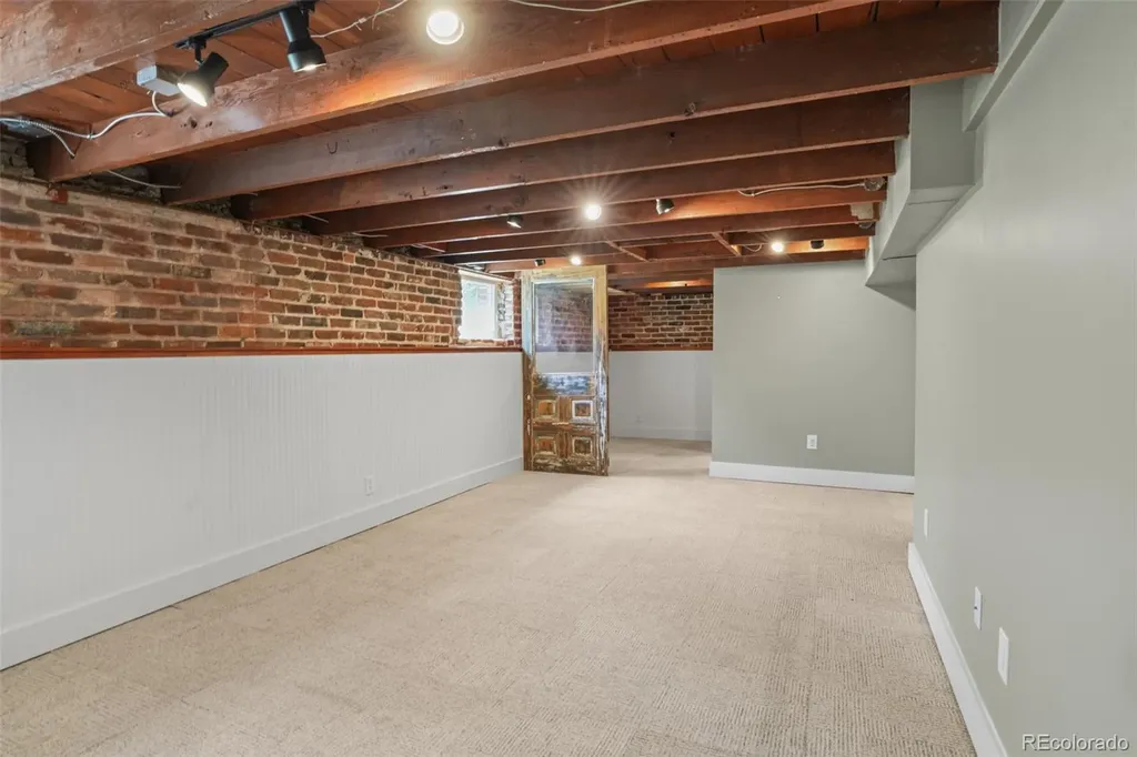 4401 W Hayward Place Denver CO 80212