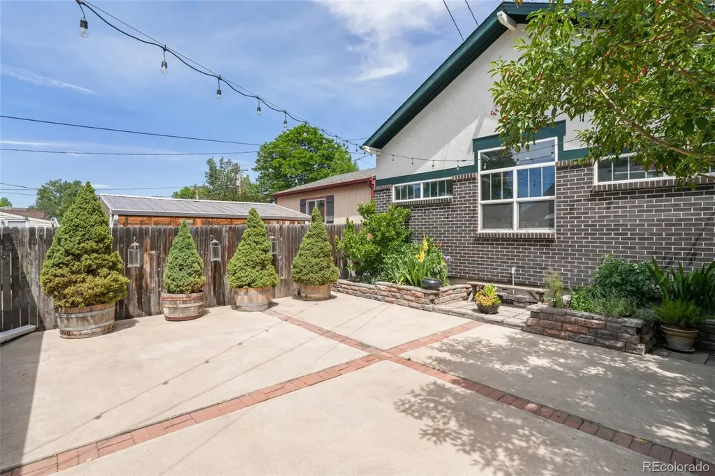 4401 W Hayward Place Denver CO 80212