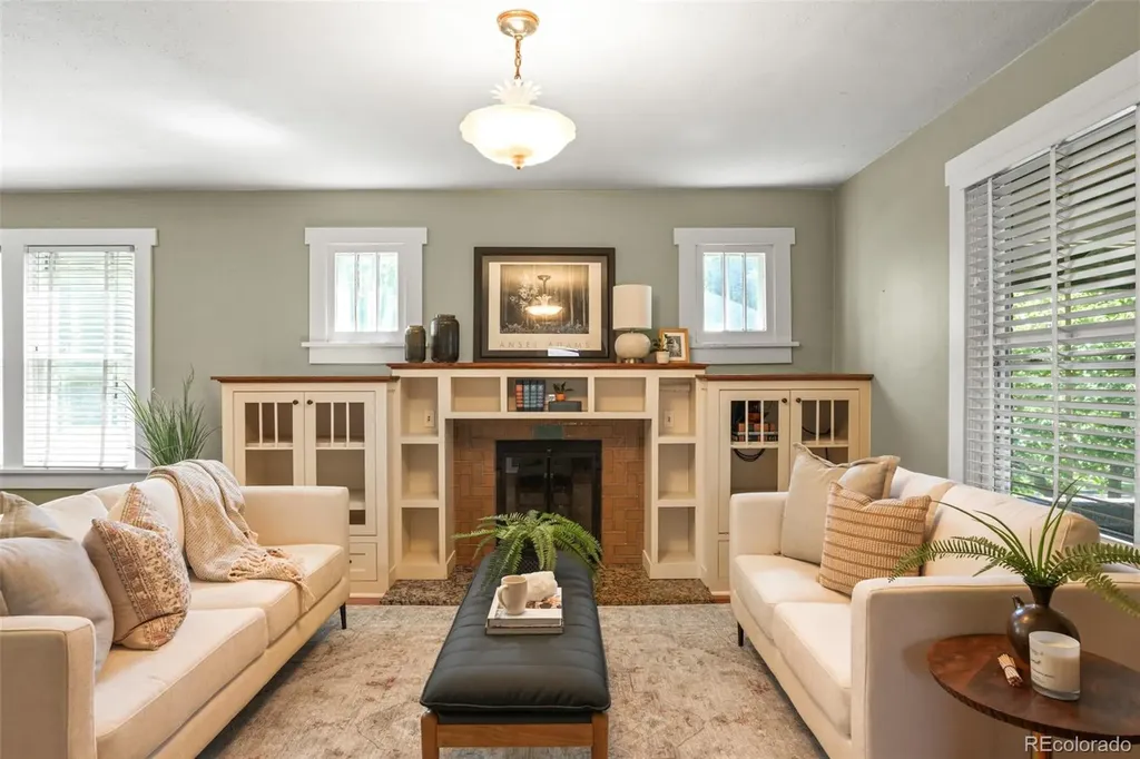 4401 W Hayward Place Denver CO 80212