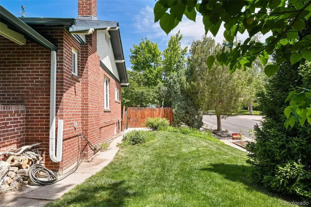 4401 W Hayward Place Denver CO 80212