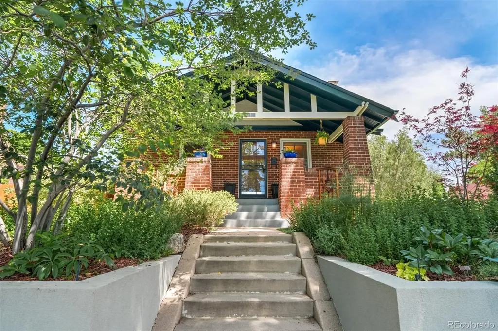 4401 W Hayward Place Denver CO 80212