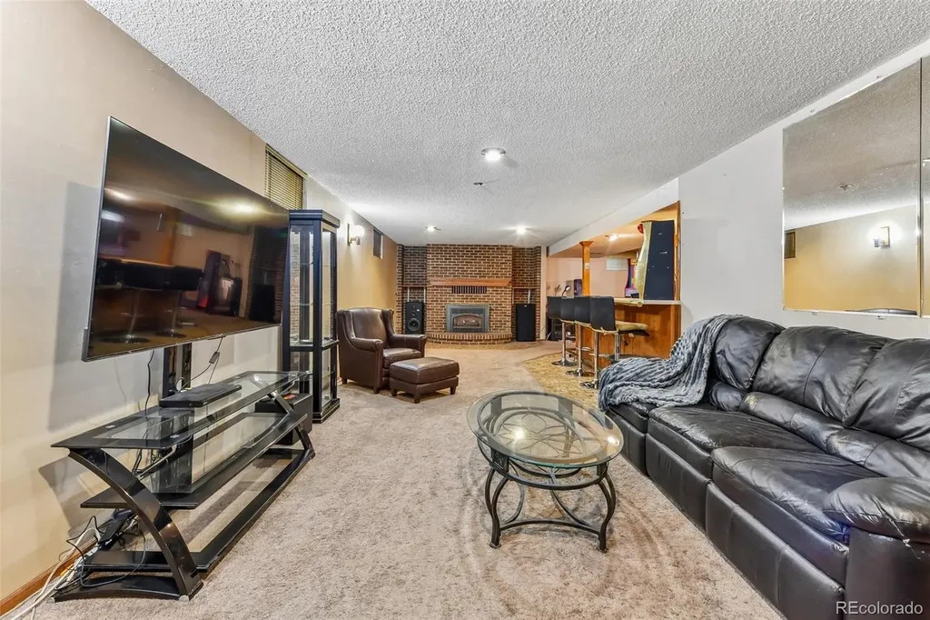 5065 Uvalda Street Denver CO 80239