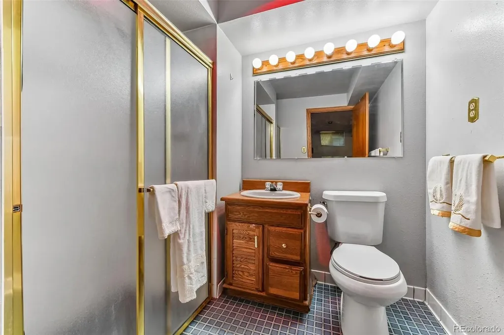 5065 Uvalda Street Denver CO 80239