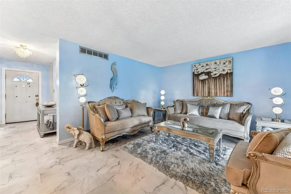 5065 Uvalda Street Denver CO 80239