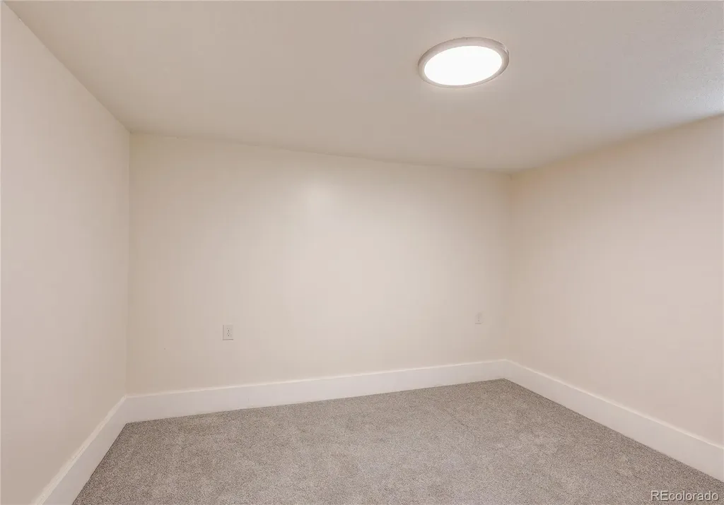 4609 S Lincoln Street Englewood CO 80113