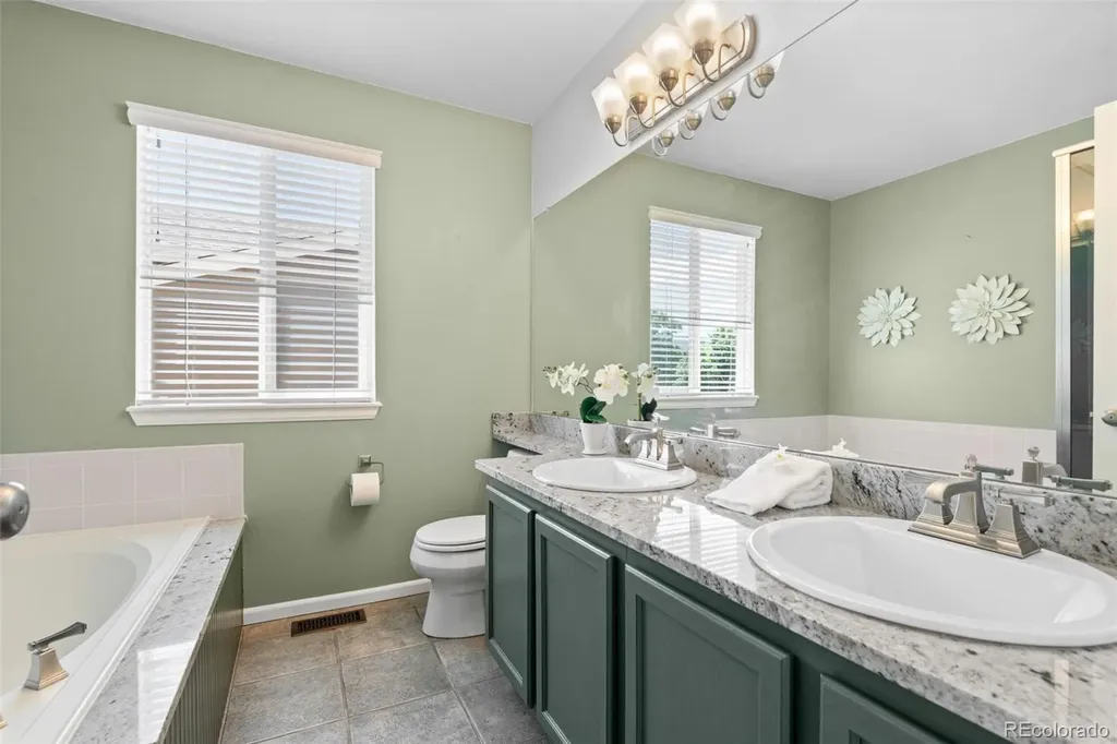 4883 Apollo Bay Drive Highlands Ranch CO 80130
