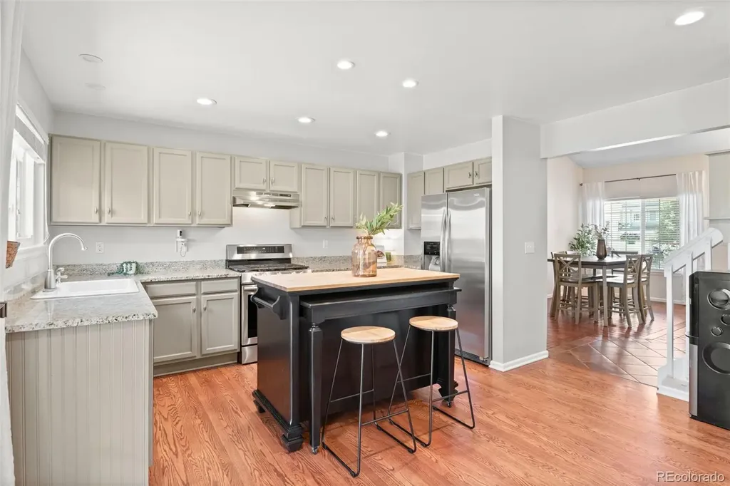 4883 Apollo Bay Drive Highlands Ranch CO 80130