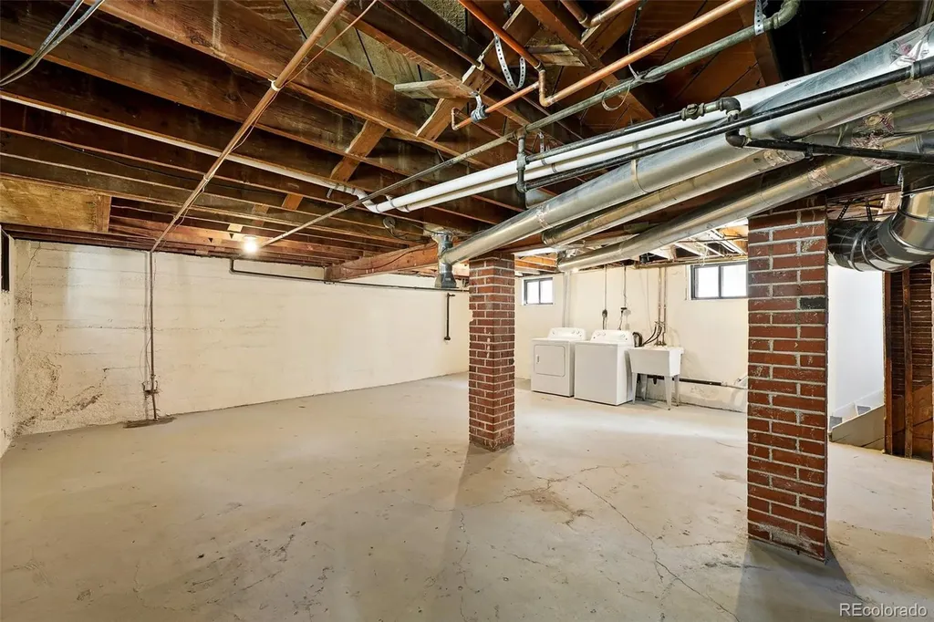 2549 Holly Street Denver CO 80207