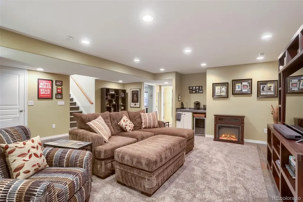 12915 W 77th Drive Arvada CO 80005