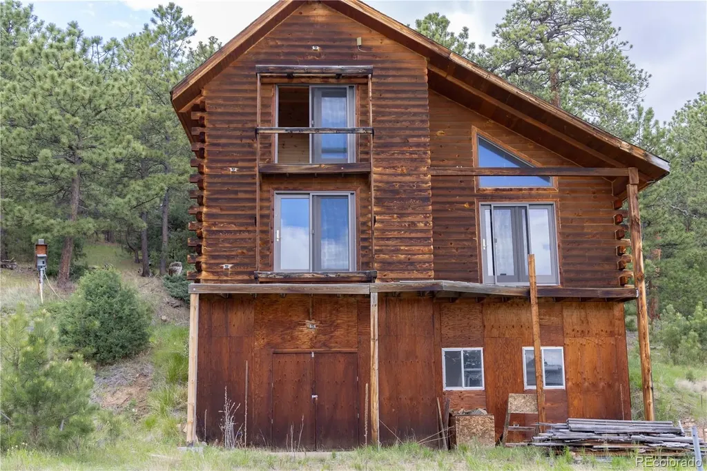 3600 Blue Mountain Trail Lyons CO 80540