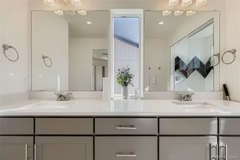 22238 E 45th Place Aurora CO 80019
