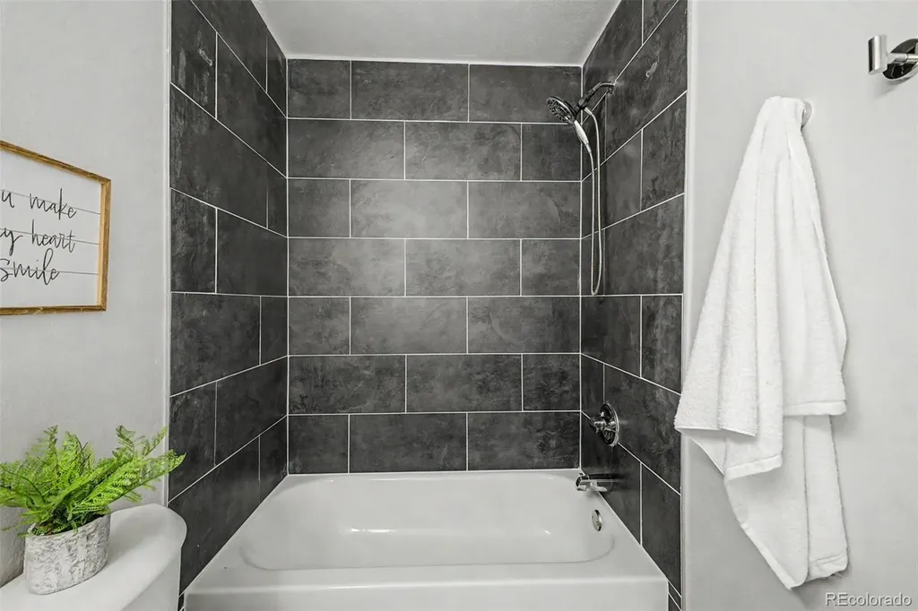6482 W 80th Drive Arvada CO 80003