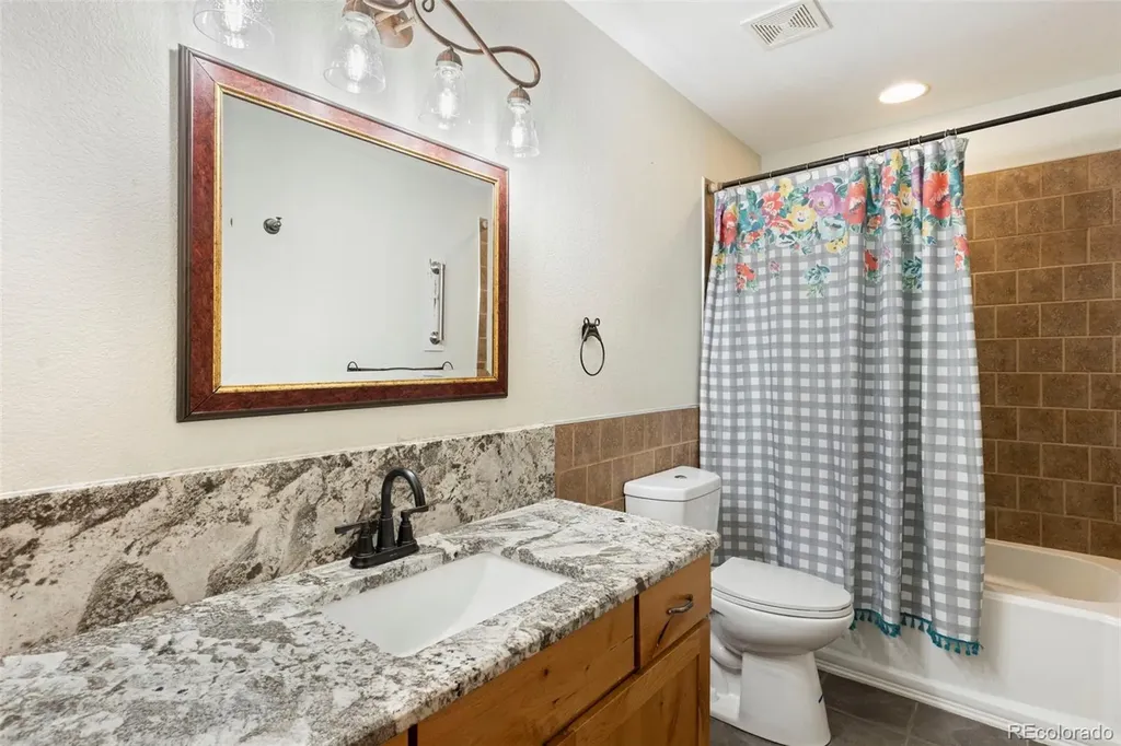 507 Van Egmond Drive Penrose CO 81240