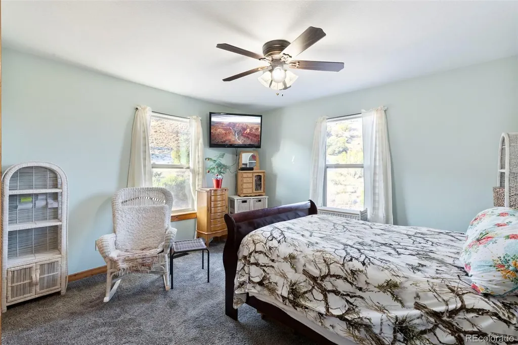 507 Van Egmond Drive Penrose CO 81240