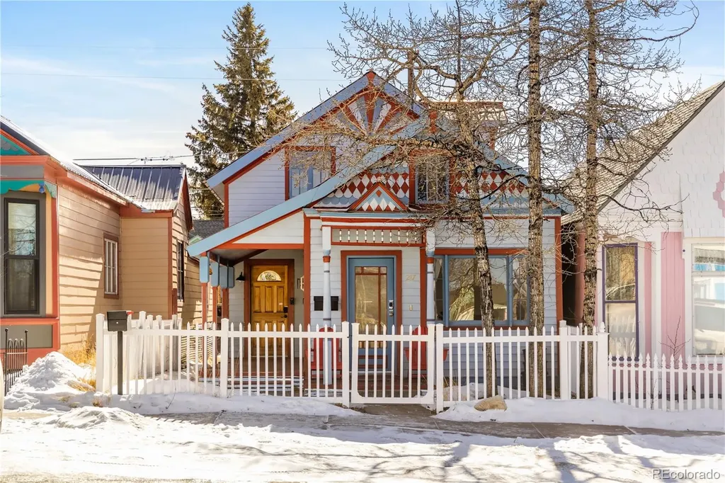 217 E 8th Street Leadville CO 80461