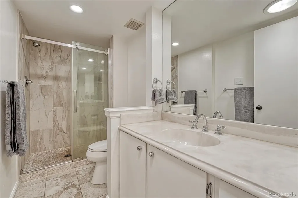 4250 S Olive Street Denver CO 80237