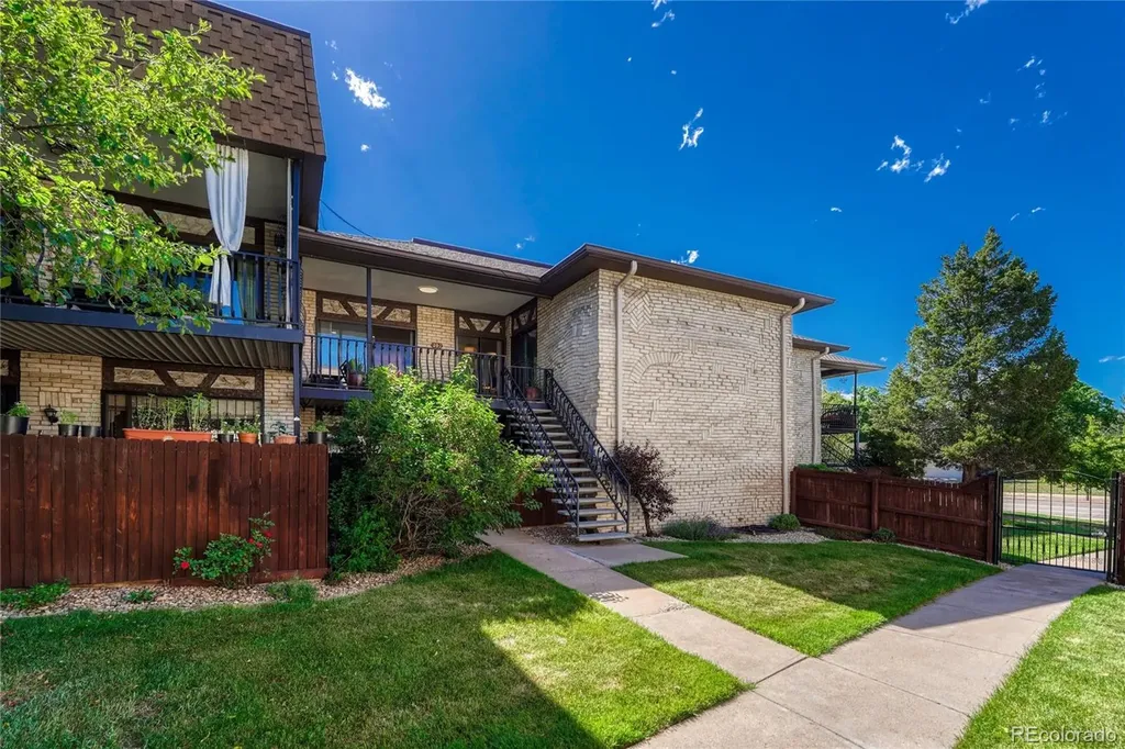 4250 S Olive Street Denver CO 80237