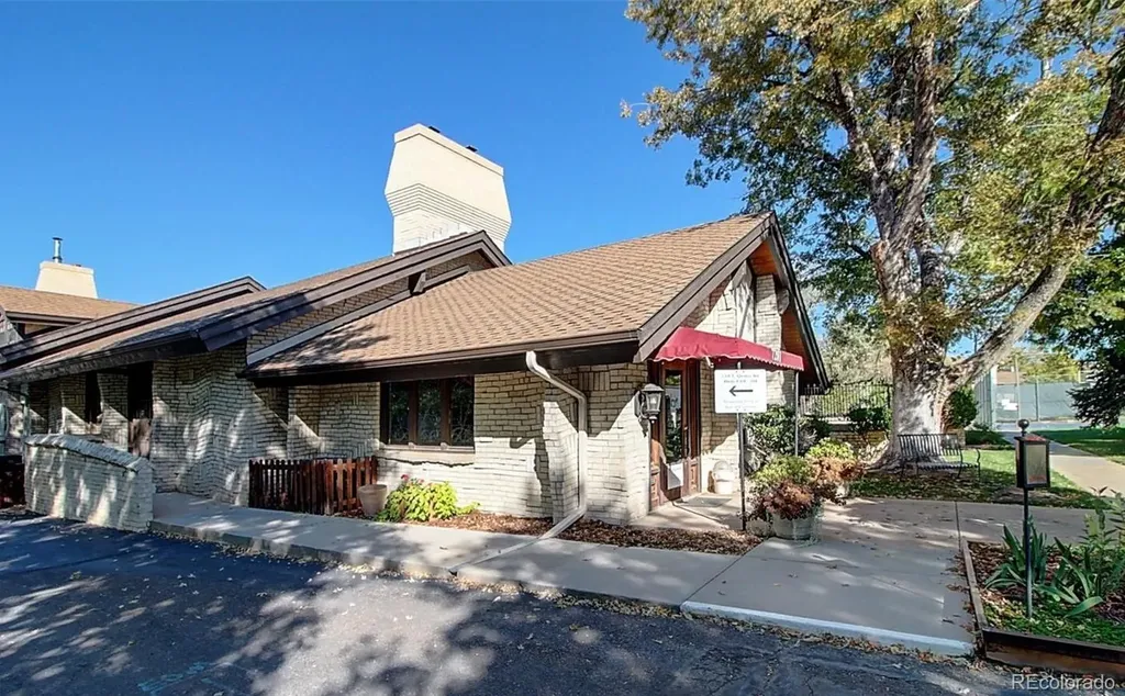 4250 S Olive Street Denver CO 80237