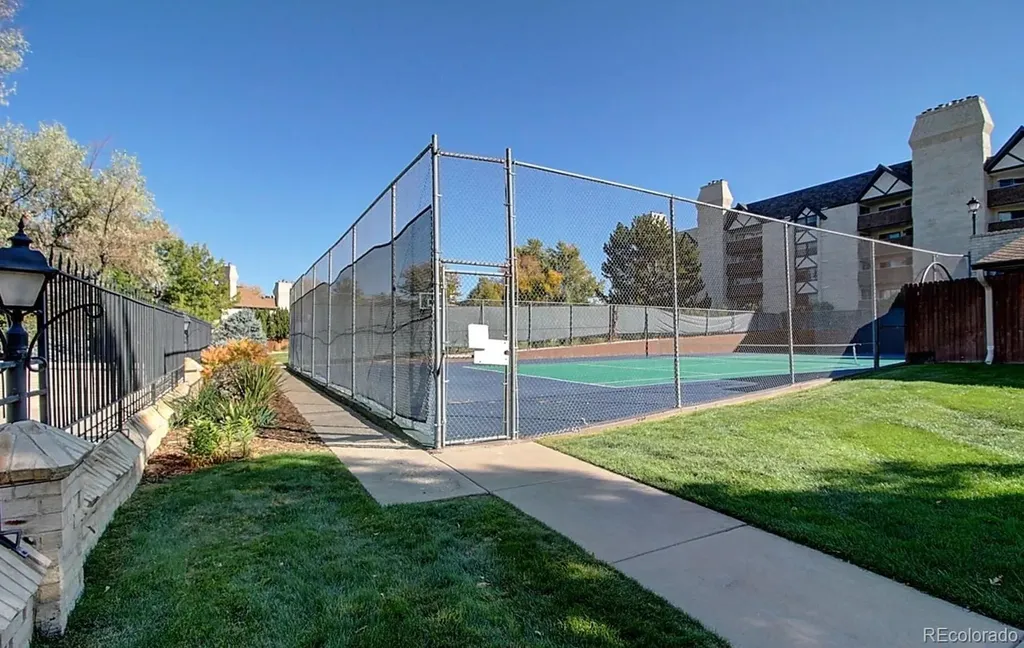 4250 S Olive Street Denver CO 80237