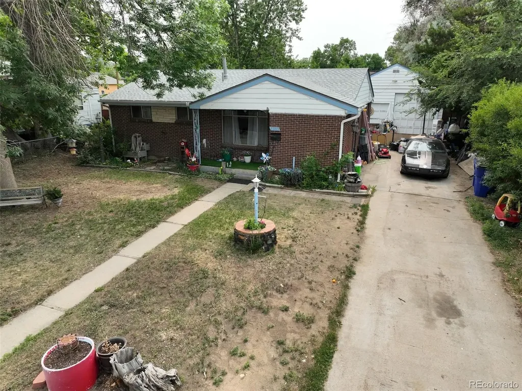 2605 Xanadu Street Aurora CO 80011