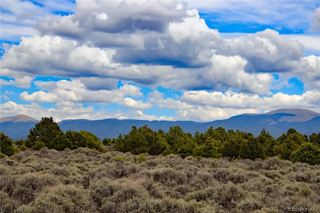 7602 Skyline Drive San Luis CO 81152